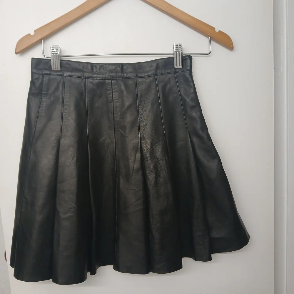 Saint Laurent Black Skater Leather Skirt - Picture 4 of 15